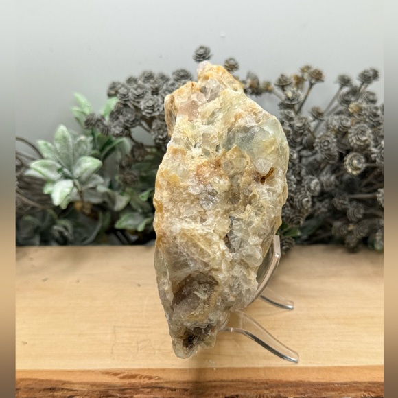 All Natural Uncut Fluorite Chunk w/ UV Reaction - Picture 2 of 8